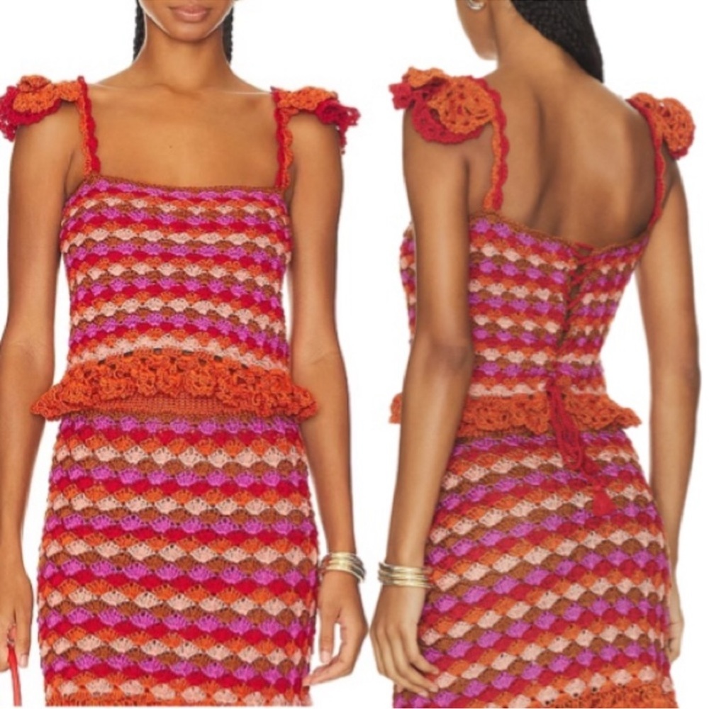 AYNI Mita Top in Tangerine, Tomato, Coral, Orquid & Clay Sz L